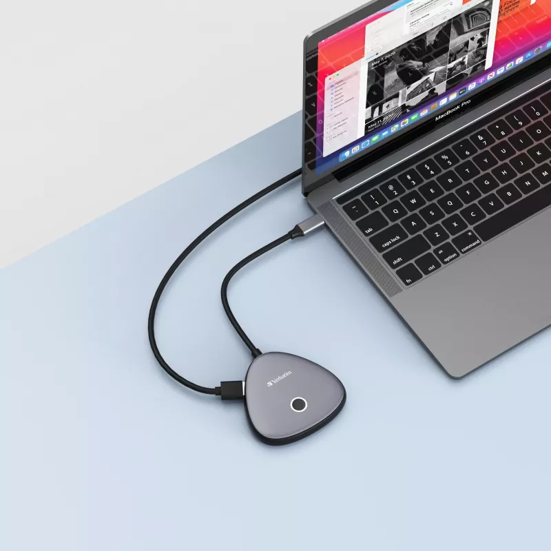 Verbatim Share My Screen USB-C Wireless Display Adapter 4K with Hub WDA-02