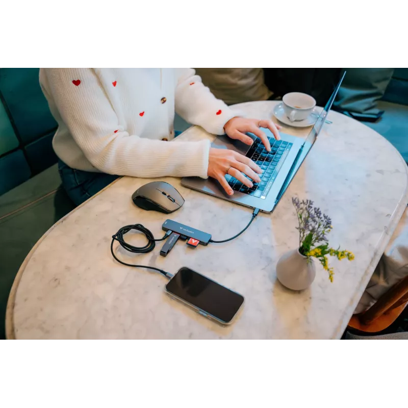 Verbatim USB-C Essentials Multiport Hub 6 ports: HDMI, USB-C PD, USB-A 3.2 Gen 1, USB-A, SD & microSD
