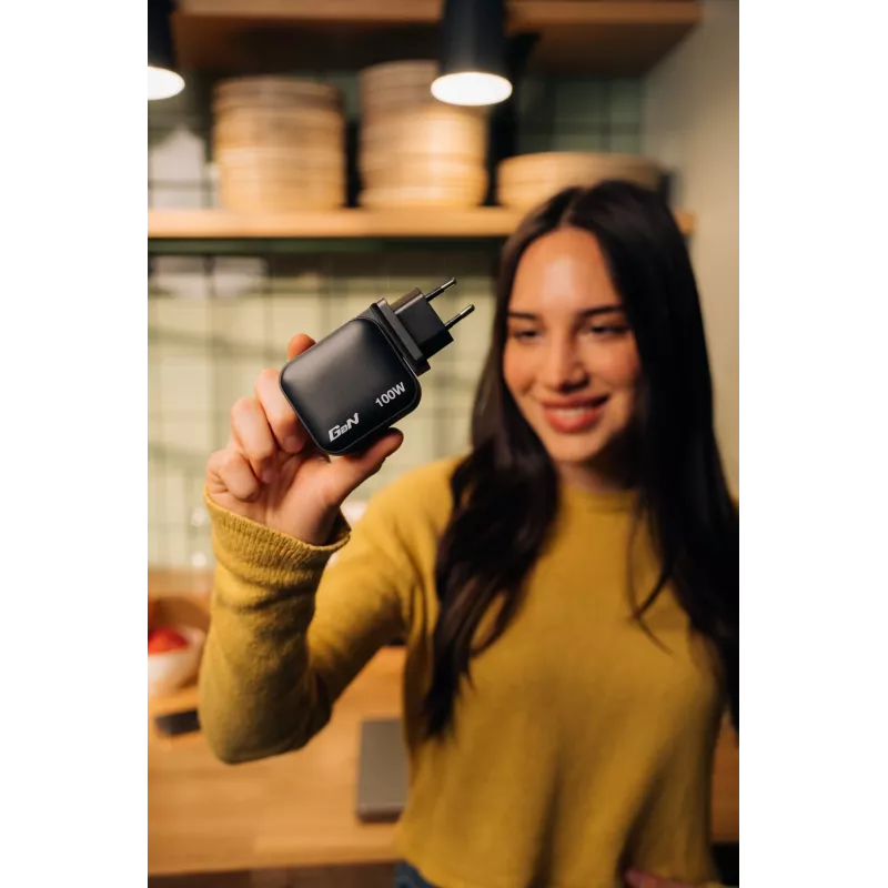 Verbatim GaN Charger 100W Universal Black AC Fast charging Indoor
