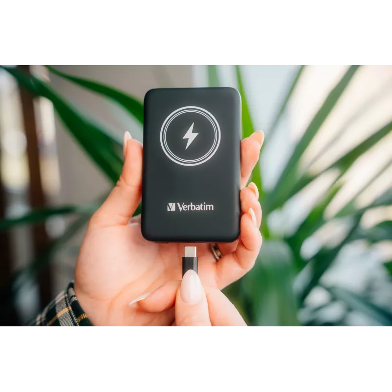 Verbatim Charge 'n' Go Magnetic Wireless Power Bank 10000mAh Black