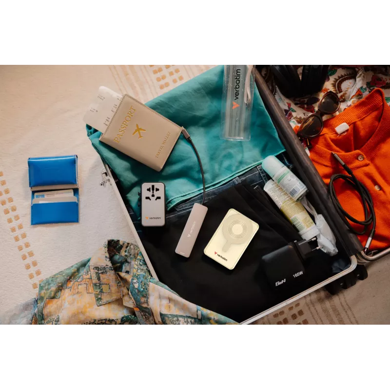 Verbatim Charge'n'Go 2C & Display Power Bank 10000 mAh Gold, 10000 mAh, Lithium Polymer (LiPo), Power Delivery 3.0, Quick Charge 3.0, Wireless charging, 3.85 V, 52 W