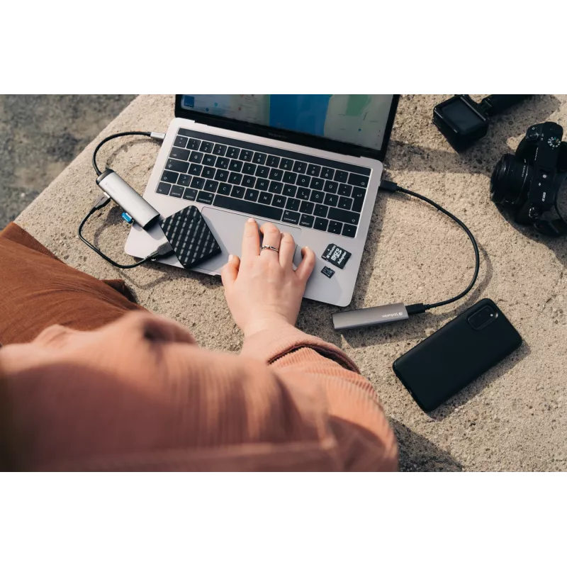 Verbatim USB-C Multiport Hub Four port USB 3.2 Gen 1, USB 3.2 Gen 1 (3.1 Gen 1) Type-C, USB 3.2 Gen 1 (3.1 Gen 1) Type-A, 5000 Mbit/s, Grey, Aluminium, Plastic, 0.15 m