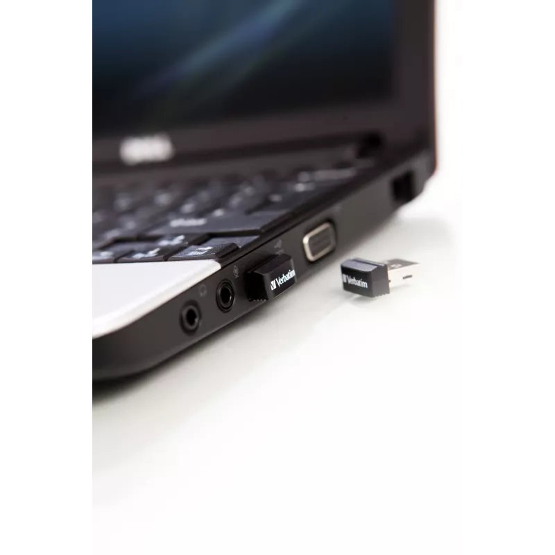 Verbatim Store 'n' Stay NANO - USB Drive 16 GB - Black