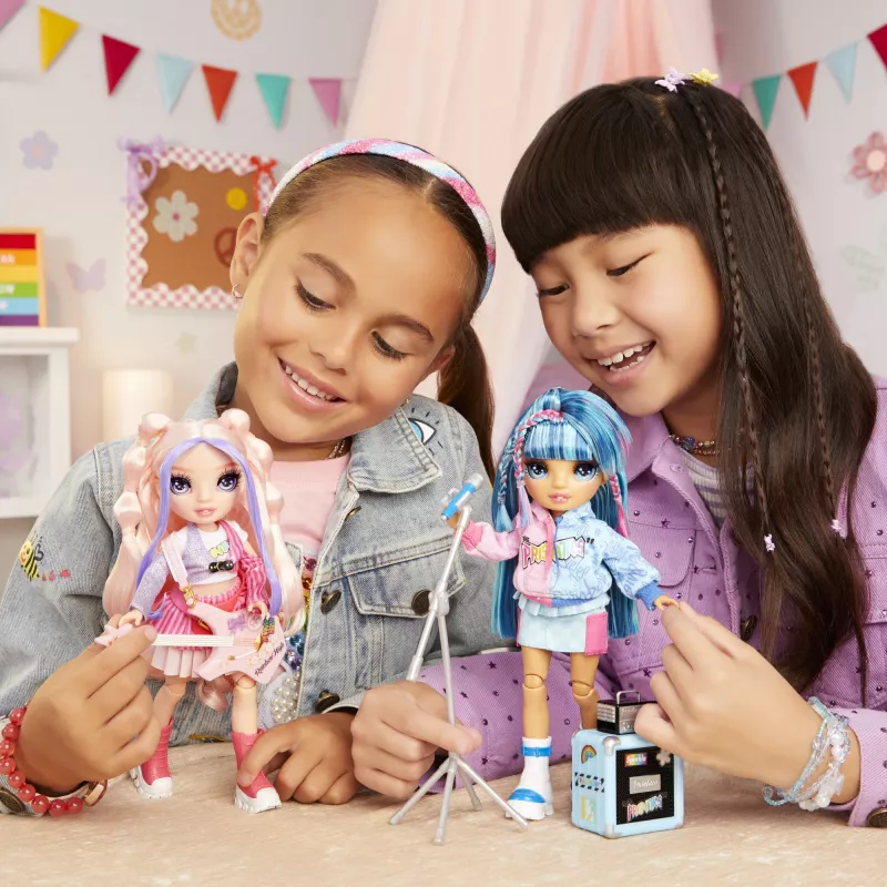 Rainbow High Jr High Rockband Fashion Dolls - Bella, Fashion doll, Female, 4 yr(s), Boy/Girl, Multicolour