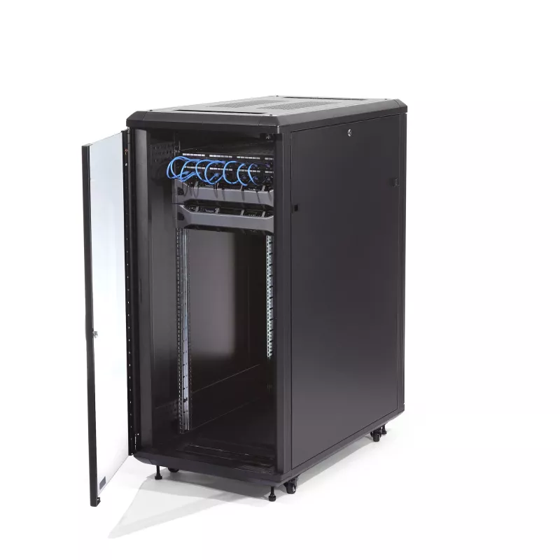StarTech.com 4-Post 32U Server Rack Cabinet, Lockable 19 inch Data Rack Cabinet for Computer / AV / IT Equipment, Office / Home Network Rack with Casters & Adjustable Mounting Rails