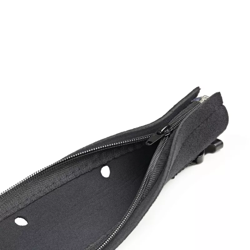 StarTech.com 40 inch (1m) Neoprene Cable Management Sleeve with Zipper & Buckle - 1.2 inch (3cm) Diameter - Computer/PC Power/Network/AV Cord Cover/Manager - Flexible Cable Organizer Wrap - Black
