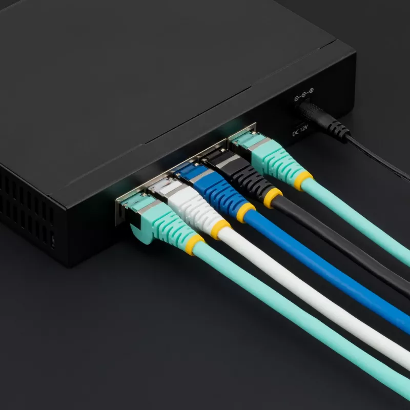 StarTech.com 7.5m CAT6a Ethernet Cable - Black - Low Smoke Zero Halogen (LSZH) - 10GbE 500MHz 100W PoE++ Snagless RJ-45 w/Strain Reliefs S/FTP Network Patch Cord
