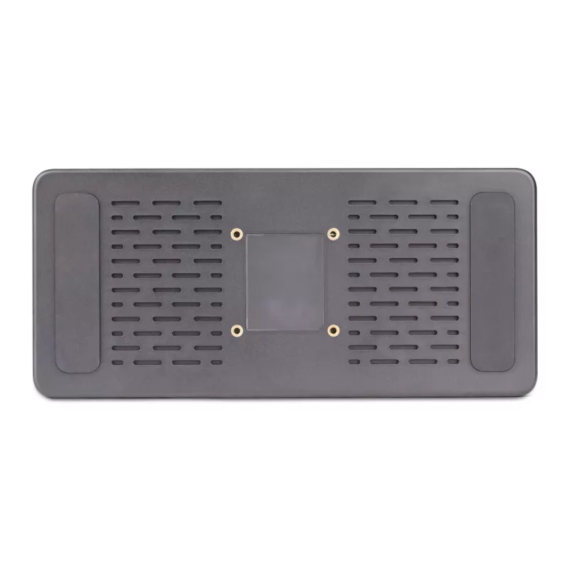 StarTech.com Triple-Monitor USB4 Docking Station, 4K 60Hz HDMI or DisplayPort, 100W Laptop Charging, 2.5GbE, USB-C Multi-Monitor Dock, Driverless