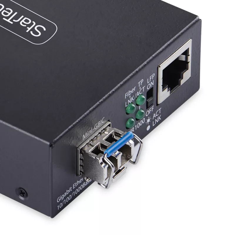 StarTech.com Gigabit Ethernet Copper-to-Fiber Media Converter, SM LC, 20km, 10/100/1000 Mbps, RJ45 to LC, Full Metal, 9K Jumbo Frames, TAA Compliant