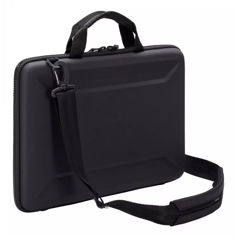 Laptop bag Thule Gauntlet 16 for 16-inch MacBook, black, reinforced sleeve and protective zip