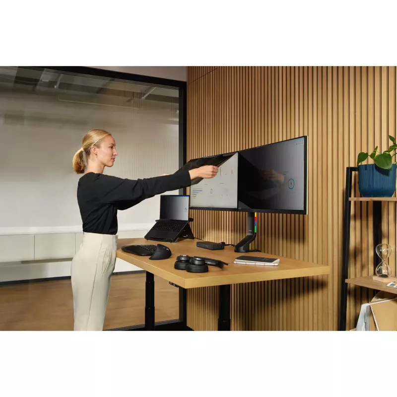 Kensington SmartFit Easy Riser Laptop Cooling Stand - Black