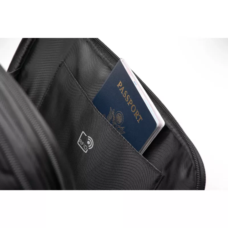 Kensington Contour 2.0 Pro Overnight Laptop Spinner — 17 inch