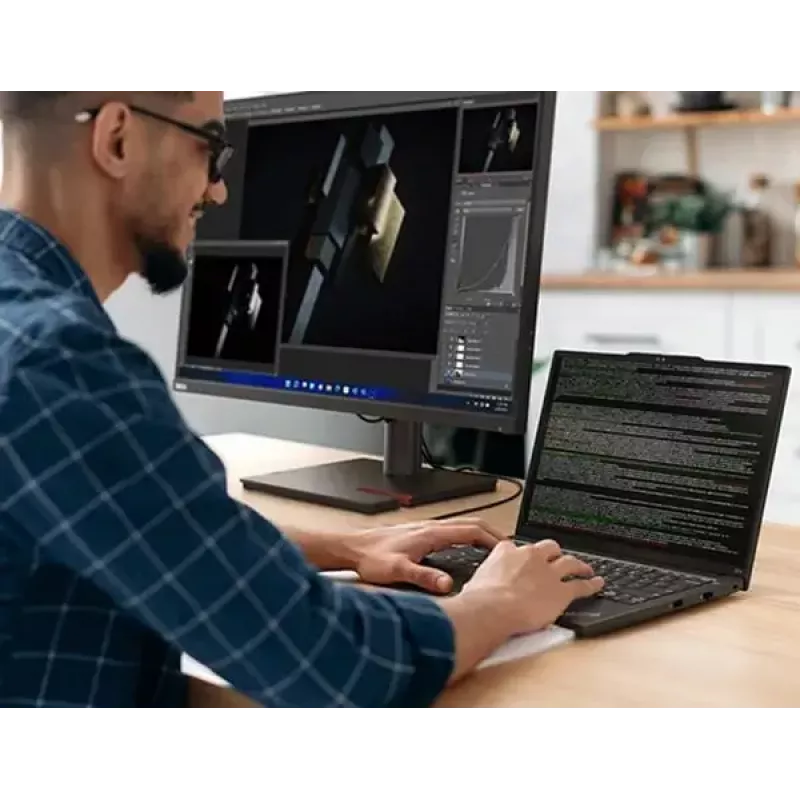 Laptop Lenovo ThinkPad E14 Gen 5 14 inch AMD Ryzen 3 7330U 8GB 256GB SSD AMD Radeon Windows 11 Pro