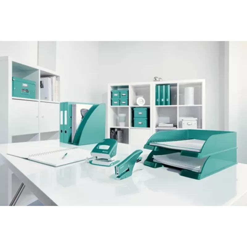 Leitz WOW Stapling Pliers, 15 sheets, Turquoise, P2, No. 10, 80 g/m², 4.95 cm, Rear