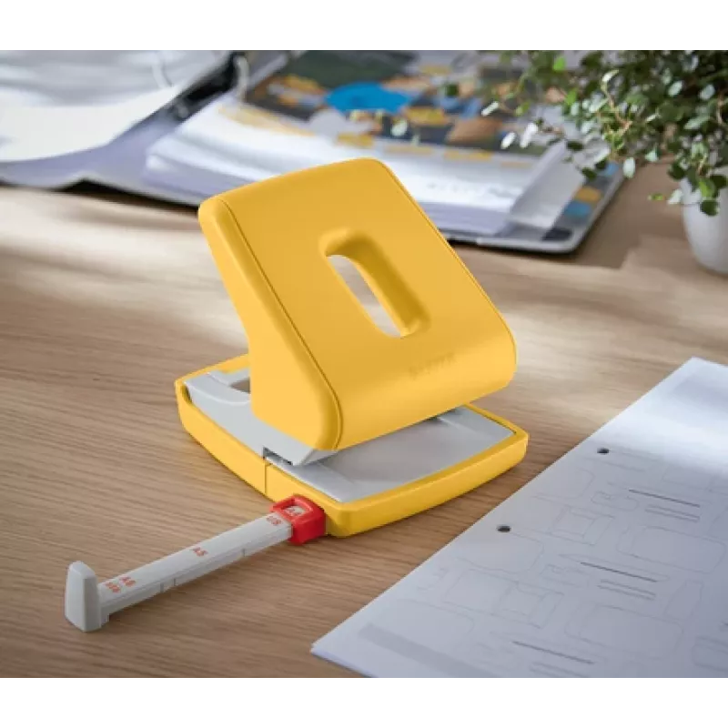 Leitz Cosy Hole Punch 2-hole 30 sheets, 30 sheets, Yellow, Plastic, 8 cm, 5.5 mm, A4