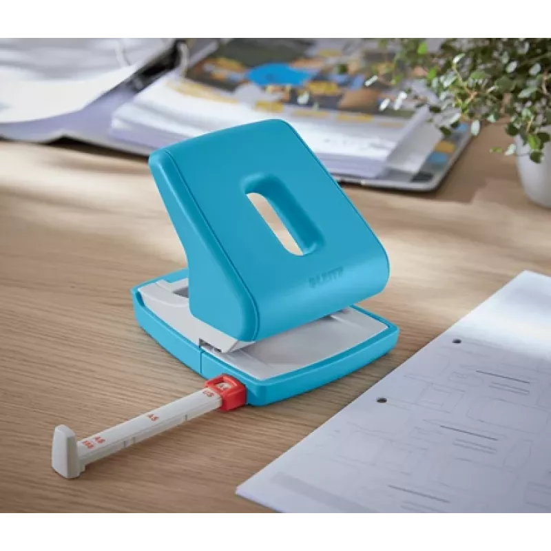 Leitz Cosy Hole Punch 2-hole 30 sheets, 30 sheets, Blue, Plastic, 8 cm, 5.5 mm, A4