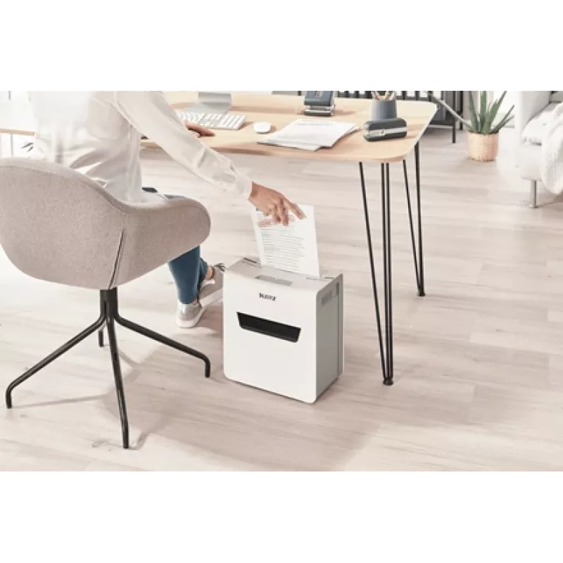 Leitz IQ Protect Premium Paper Shredder 3M P5, Micro-cut shredding, 2 x 15 mm, 10 L, 125 sheets, 55 dB, Touch
