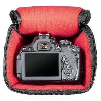 Hama Albany HC Compact case Black