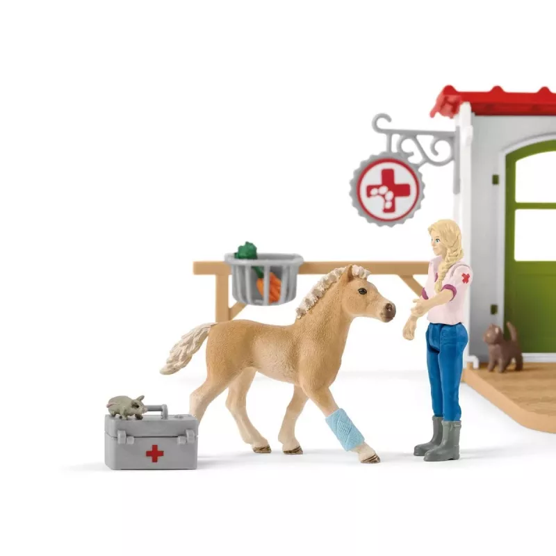 schleich Veterinarian practice with pets, Farm, Farm animals / farm toys, 3 yr(s), Multicolour