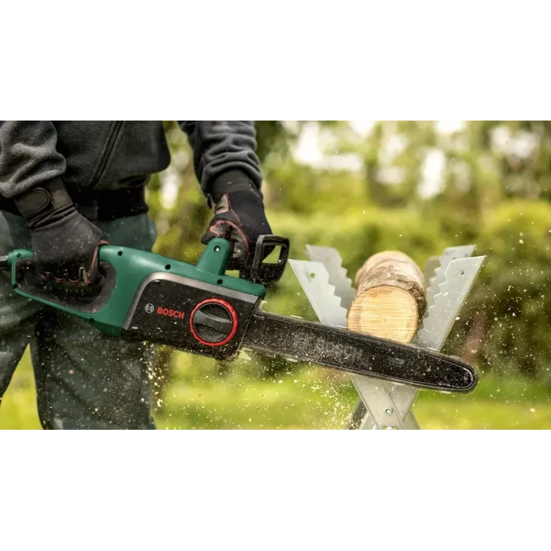 Bosch 0 600 8B8 304 chainsaw 1800 W Green