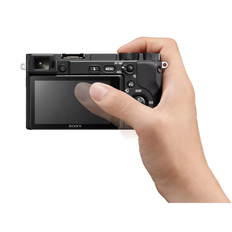 Sony α 6400 + SEL18135 MILC 24.2 MP CMOS 6000 x 4000 pixels Black