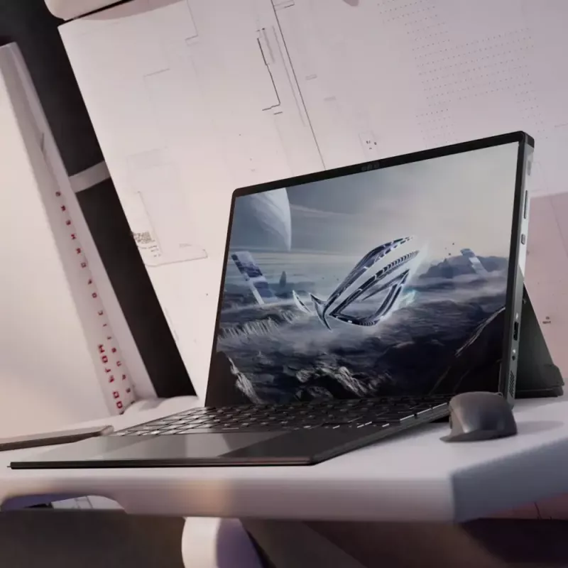 Hybrid 2-in-1 ASUS ROG Flow Z13 GZ302EA-RU004W AMD Ryzen 395 32GB 1TB SSD