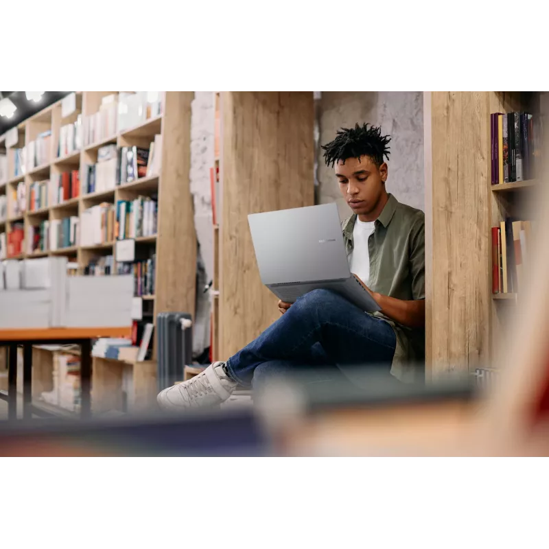 ASUS Vivobook 14 M1407GA-LY012W Copilot+ PC AMD Ryzen™ AI 7 445 Laptop 35.6 cm (14 inch) WUXGA 16 GB DDR5-SDRAM 512 GB SSD Wi-Fi 6 (802.11ax) Windows 11 Home Dutch Silver