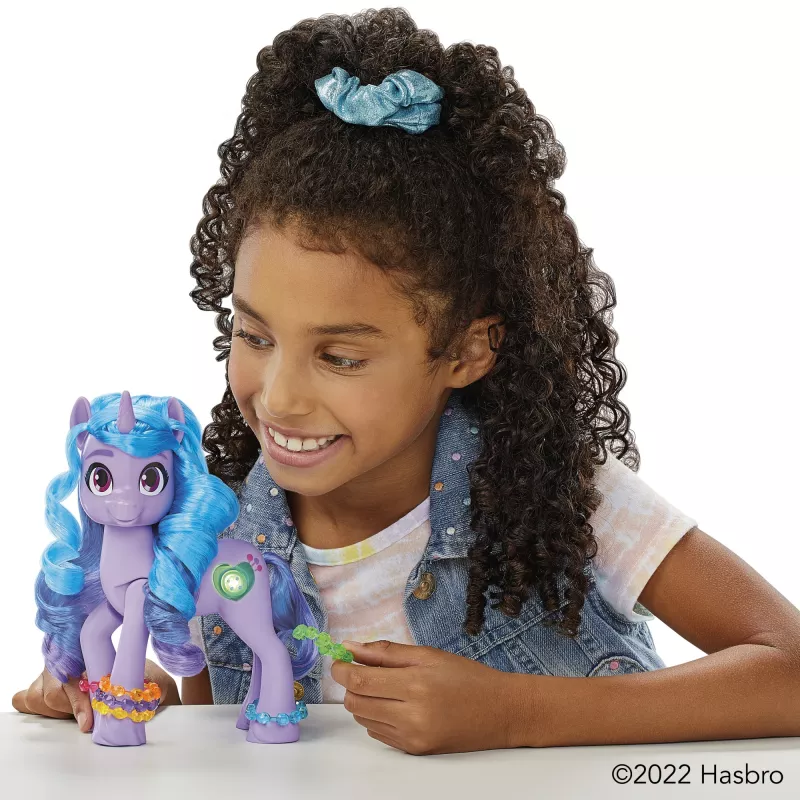 My Little Pony See Your Sparkle Izzy Moonbow, Girl, 5 yr(s), Light effects, Sounding