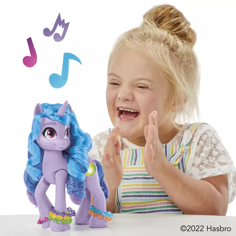 My Little Pony See Your Sparkle Izzy Moonbow, Girl, 5 yr(s), Light effects, Sounding