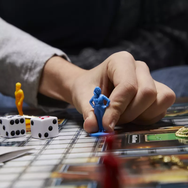 Hasbro Gaming Cluedo 45 min Board game Detective