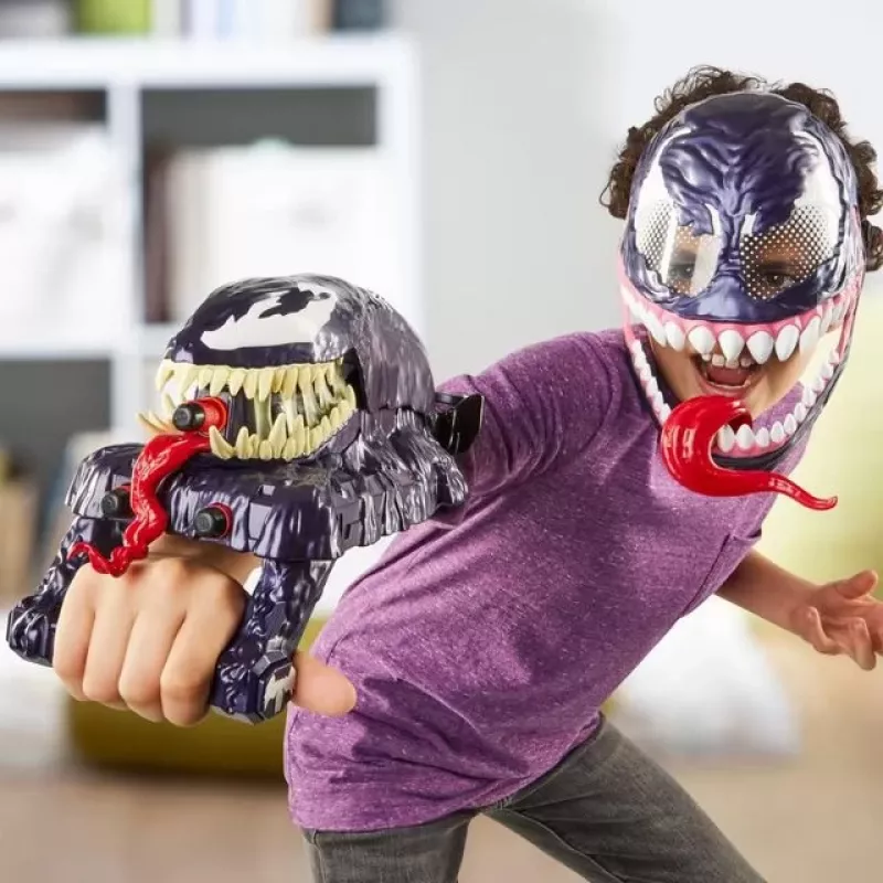 Toy glove blaster Hasbro Marvel Spider-Man Venom Strike Blaster Violet