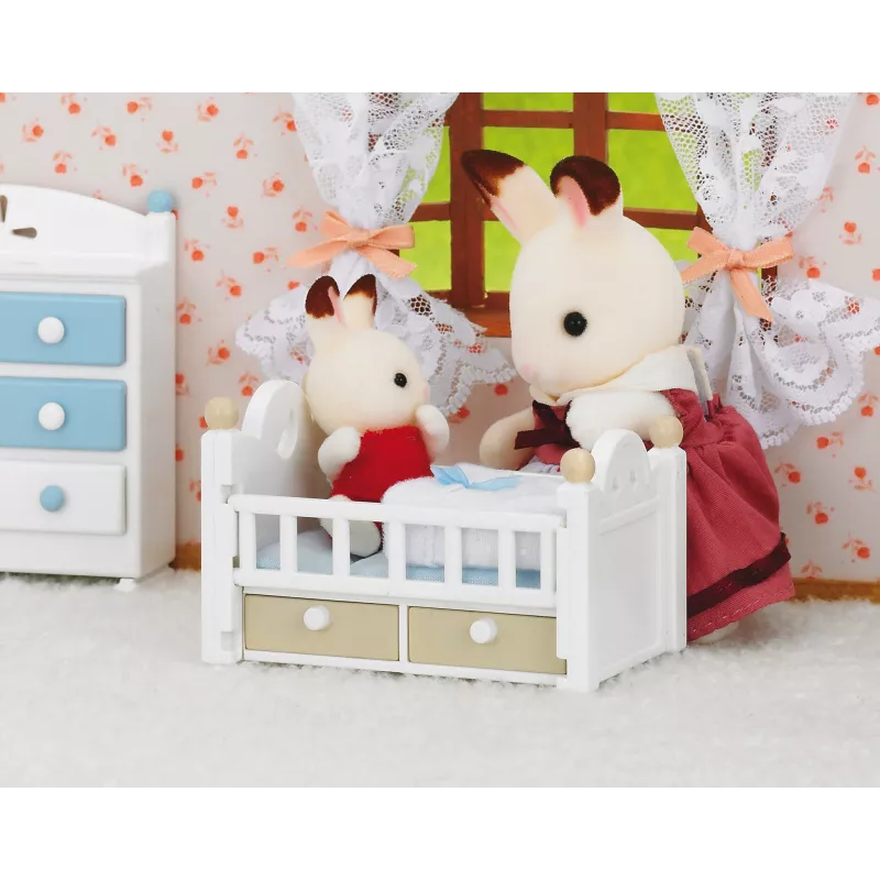 Sylvanian Families Chocolate Rabbit Baby Set (Baby Bed), 3 yr(s), Multicolour, Polystyrene, Plastic