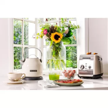 KitchenAid 5KEK1222EAC electric kettle 1.25 L 2200 W Black, Cream, Stainless steel