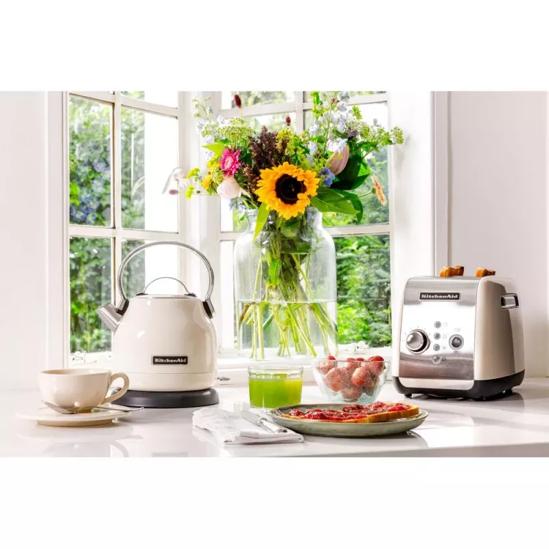 KitchenAid 5KEK1222EAC electric kettle 1.25 L 2200 W Black, Cream, Stainless steel