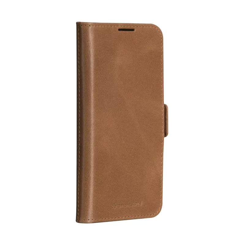 Flip case dbramante1928 Lynge for Samsung Galaxy A56 5G — Tan, 3 card pockets, fits 6.7 inch (17 cm) screen