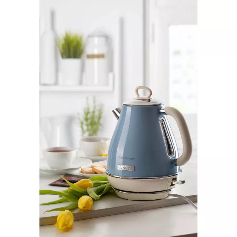 Ariete 2869 Vintage Electric Kettle, Stainless Steel, 1.7 L, Auto Shut Off, 2000 W, for Water, Tea and Herbal Drinks, Pastel Blue