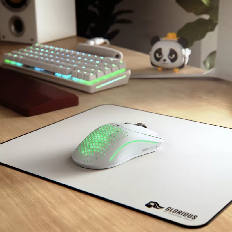 Glorious Gaming Glorious Model O Wireless 2 - Matte White, Right-hand, Laser, RF Wireless + USB Type-C, 26000 DPI, 1 ms, White