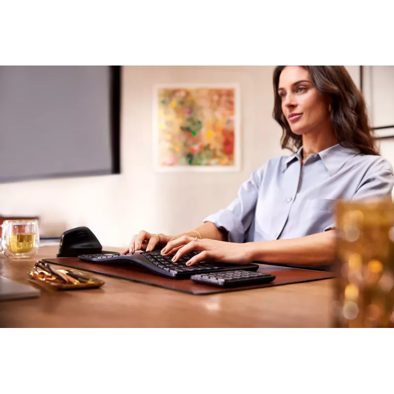 HP 965 Ergonomic Wireless Keyboard