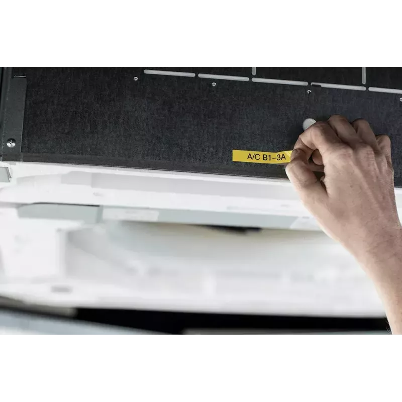 Label printer Brother PT-E110VP Direct thermal Colour 180 x 180 DPI 20 mm/sec TZe QWERTY