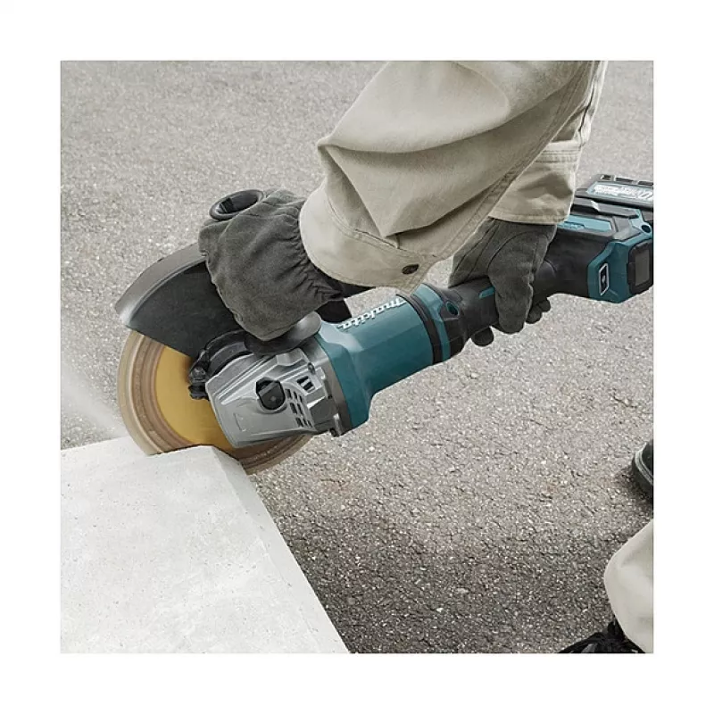 Cordless angle grinder GA038GT201 XGT 40Volt blue black 2x Li-Ion XGT battery 5.0Ah case