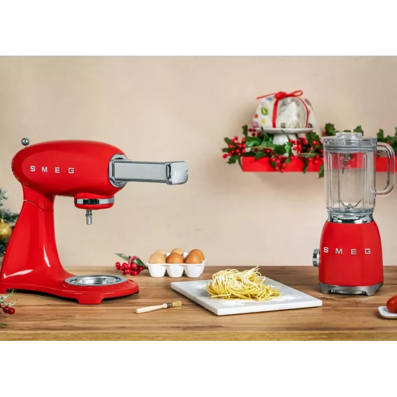 Smeg BLF03RDEU Blender colour pastel red