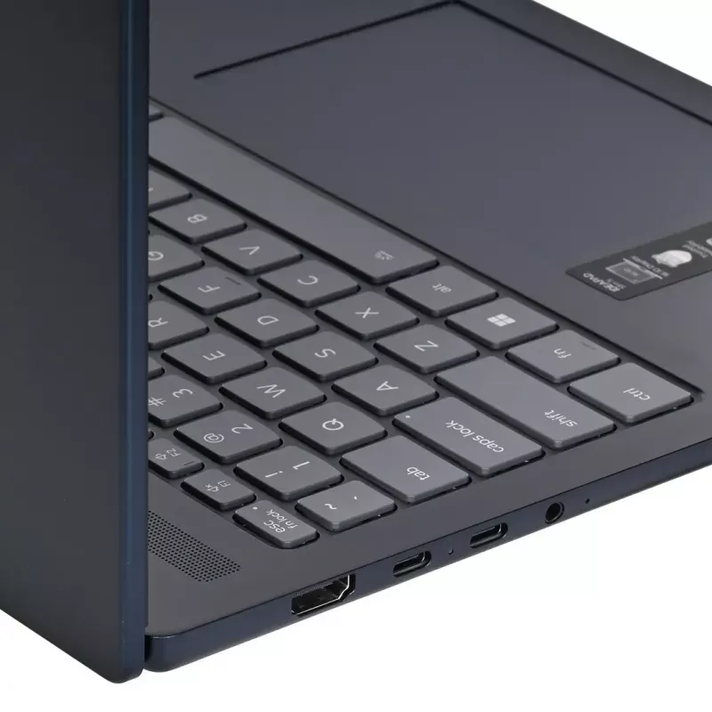 Laptop Lenovo SLIM-5-16IRH10R — Intel Core 7 240H, 16 inch WUXGA IPS touch, 16GB RAM, 1TB SSD, Windows 11, Cosmic Blue