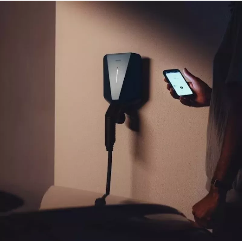 Wall-mounted EASEE Easee Up electric vehicle charger 1.4–22 kW model 10141