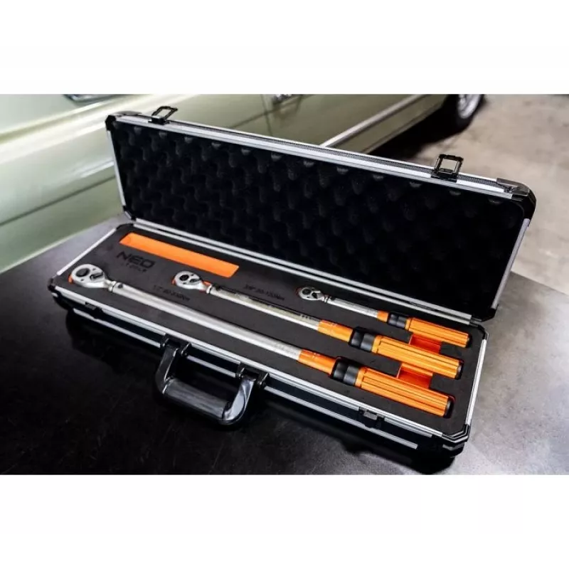 Set of Neo Tools bi-directional torque wrenches 1/4, 3/8, 1/2, 3 pieces