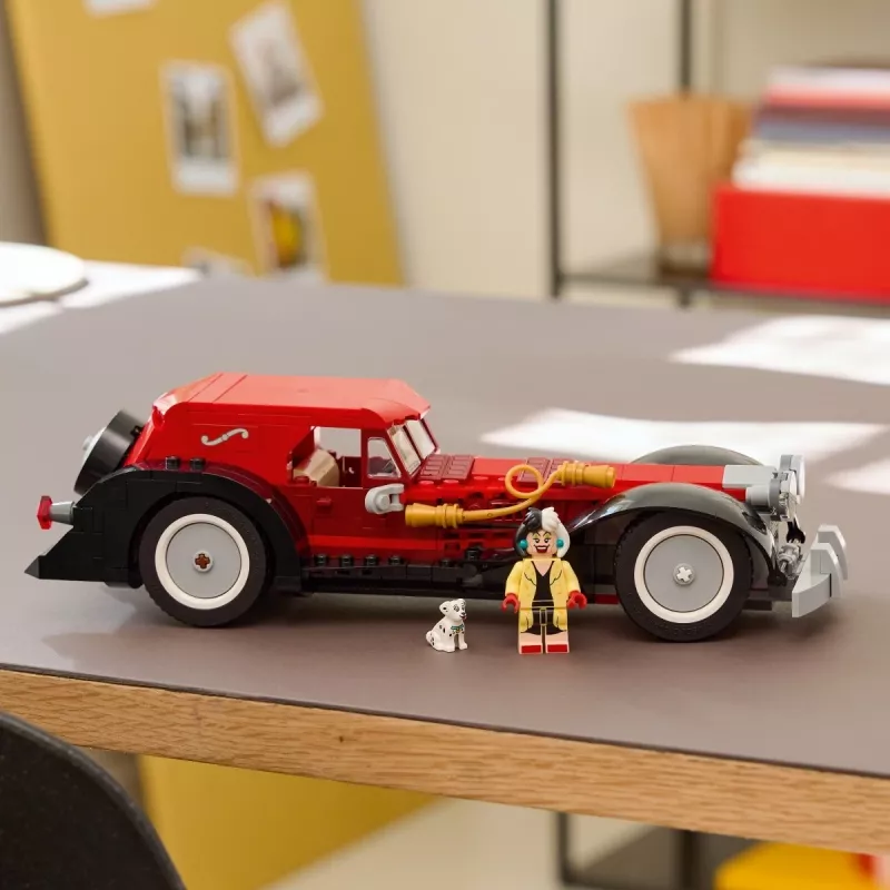 LEGO set Cruella De Vil's Car 43277 – collectible building kit