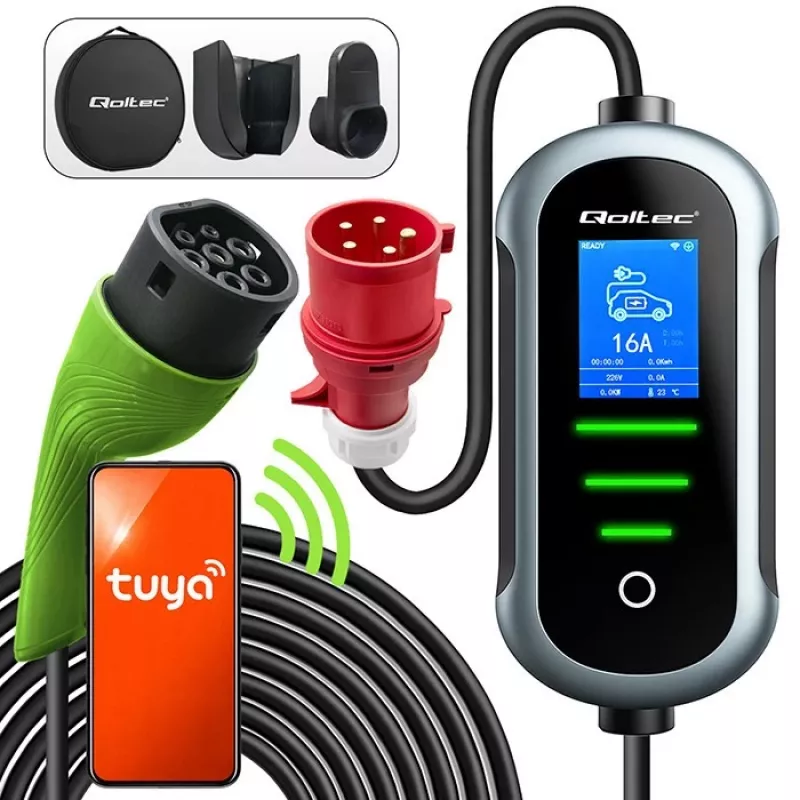 Wall-mounted electric car charger QOLTEC 7 kW 230V CEE 32A with Wi‑Fi and LCD (model 52721)
