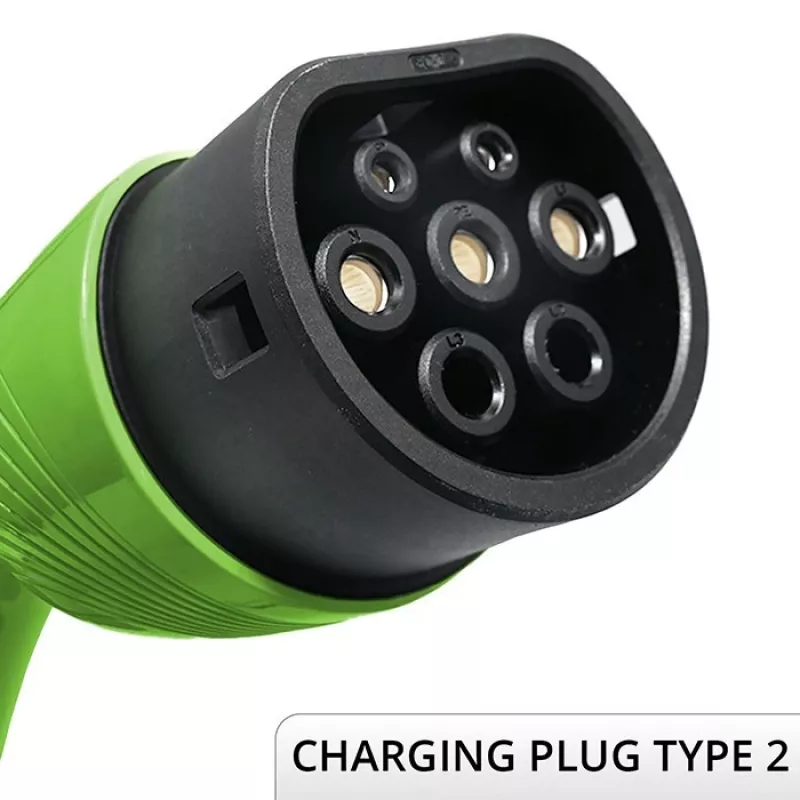 Wall-mounted electric car charger QOLTEC 7 kW 230V CEE 32A with Wi‑Fi and LCD (model 52721)