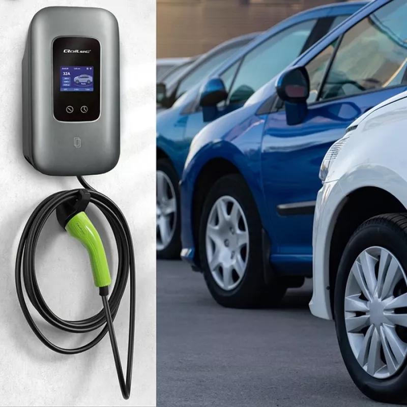 EV charging station QOLTEC 3-phase 22 kW 32 A with WiFi (model 52723)