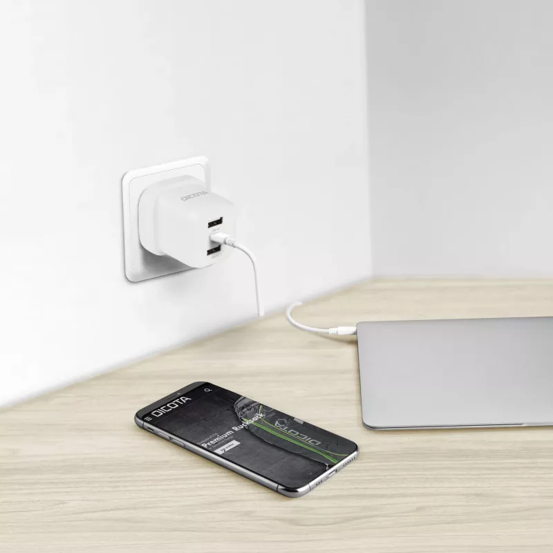 Dicota Power Supply - compact, Laptop - 32 Watt - 3 A - 3 Output Ports (USB-C, 2 x USB)