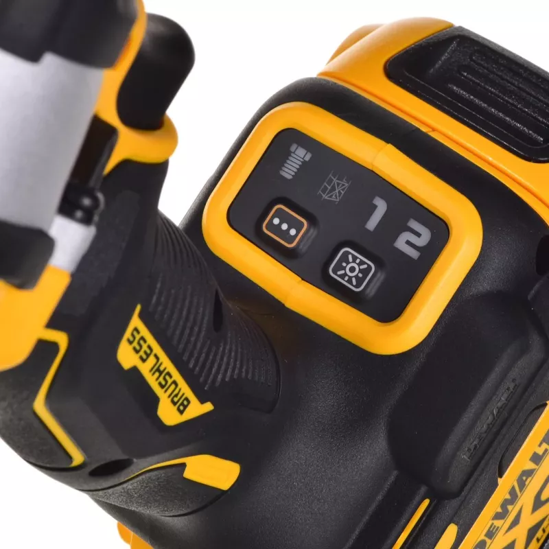 DeWALT 1/2 in 18V, 5Ah Impact Wrench, Euro Plug